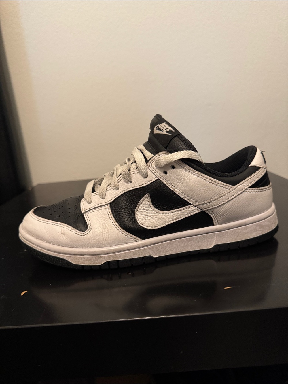 Nike reverse panda Dunk